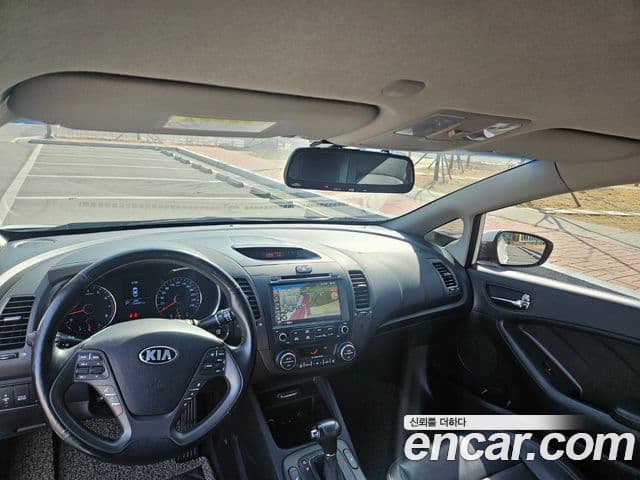 Kia K3 Prestige, 2013 12