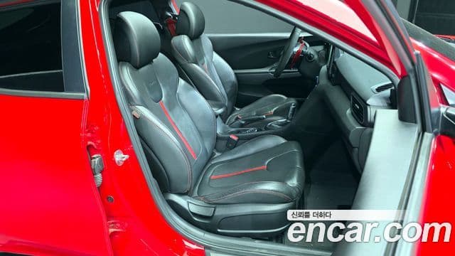 Hyundai Veloster (JS) Core, 2020 12