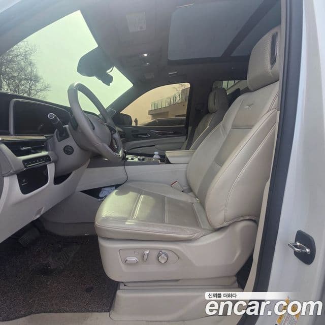 Cadillac Escalade 5세대 Sport Platinum, 2023 14