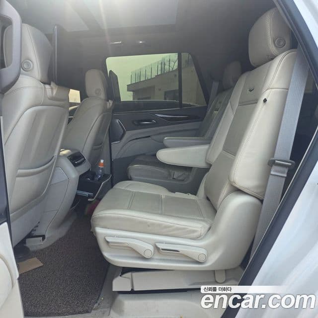 Cadillac Escalade 5세대 Sport Platinum, 2023 15