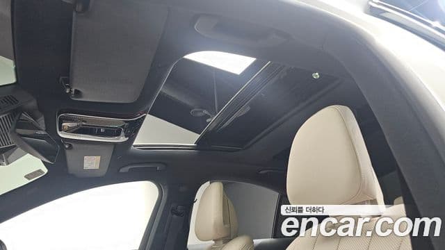 Mercedes-Benz E-класс W214 AMG Line, 2025 19