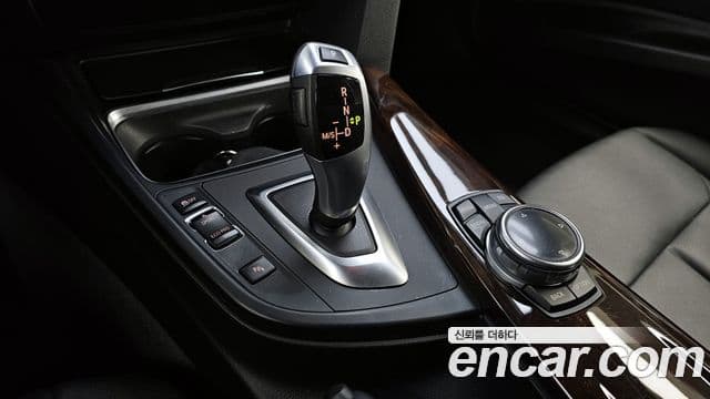 BMW 3시리즈 (F30), 2015 9