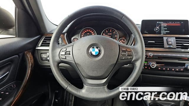 BMW 3시리즈 (F30), 2015 13
