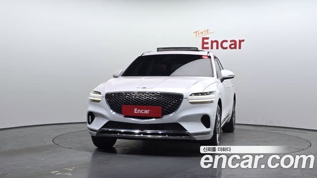 Genesis GV70, 2022 3