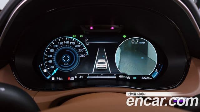 Genesis GV70, 2022 8