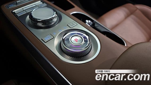 Genesis GV70, 2022 9