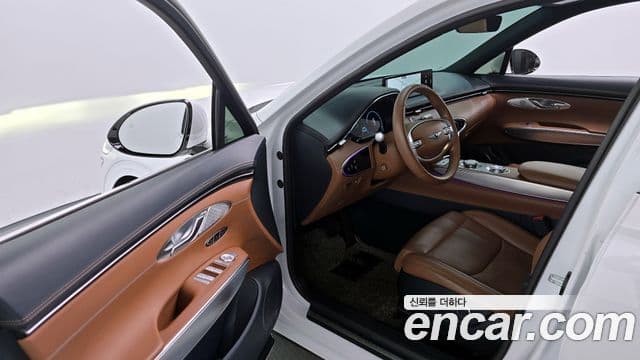 Genesis GV70, 2022 10