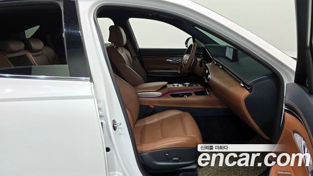 Genesis GV70, 2022 11