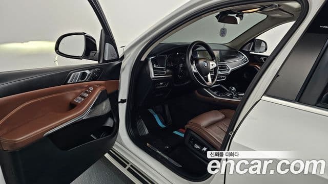 BMW X7 (G07) xDrive 40d Design Pure Excellence 7인승, 2022 10