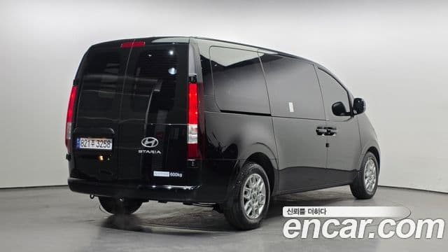 Hyundai Staria Modern, 2025 2