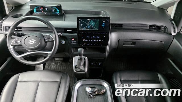 Hyundai Staria Modern, 2025 7
