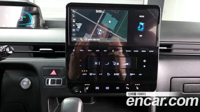 Hyundai Staria Modern, 2025 18