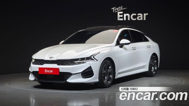 Kia K5 3세대 Signature, 2021 1