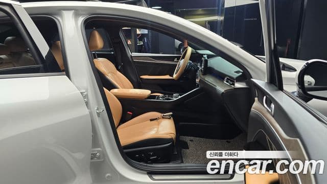 Kia K5 3세대 Signature, 2021 10