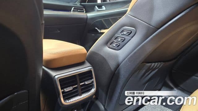 Kia K5 3세대 Signature, 2021 17