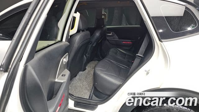 Kia Niro Plus Light (таксомоторный тип), 2023 11