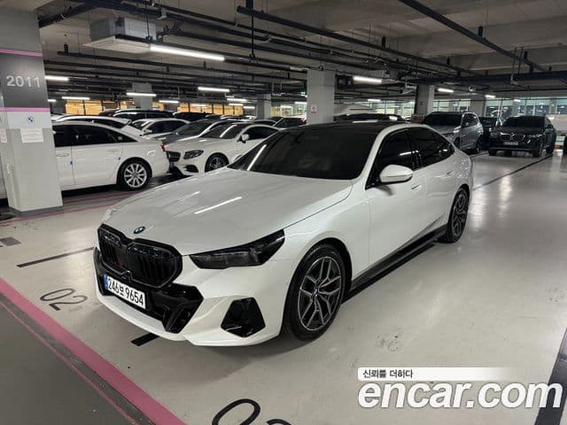 BMW 5시리즈 (G60) 520i M Sport, 2026 1