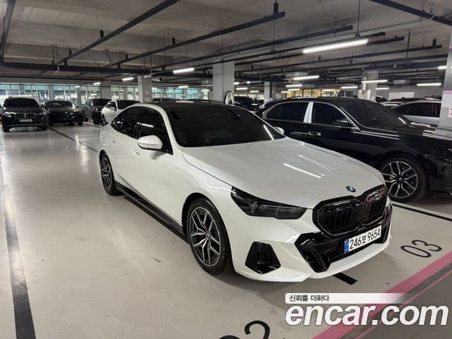 BMW 5시리즈 (G60) 520i M Sport, 2026 3
