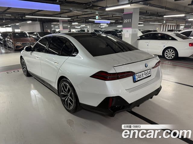 BMW 5시리즈 (G60) 520i M Sport, 2026 4