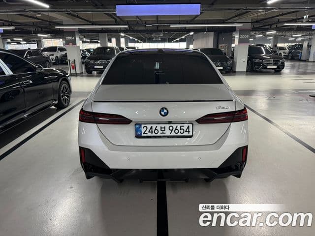 BMW 5시리즈 (G60) 520i M Sport, 2026 все фото