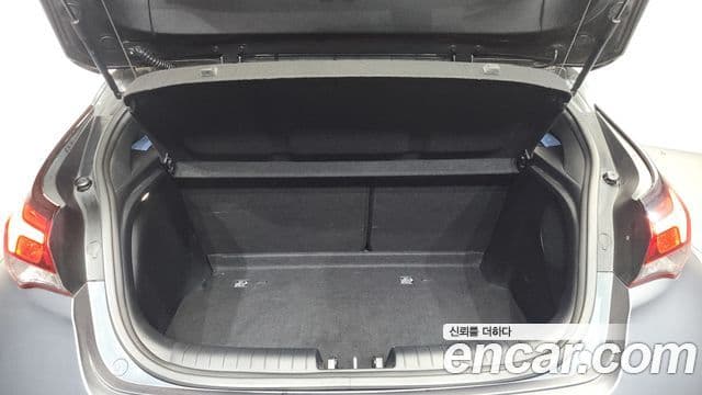 Hyundai Veloster (JS) 2.0 N, 2019 21