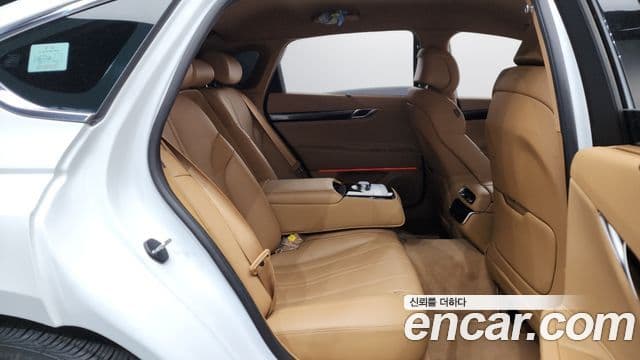 Genesis G80 (RG3) бензин 2.5 турбо AWD, 2025 12