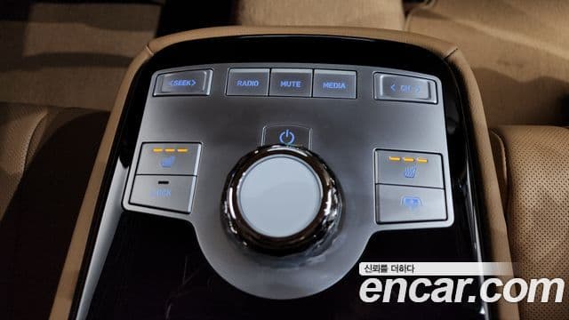 Genesis G80 (RG3) бензин 2.5 турбо AWD, 2025 18