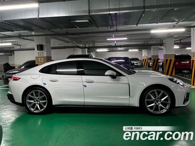 Porsche Panamera (971), 2024 4