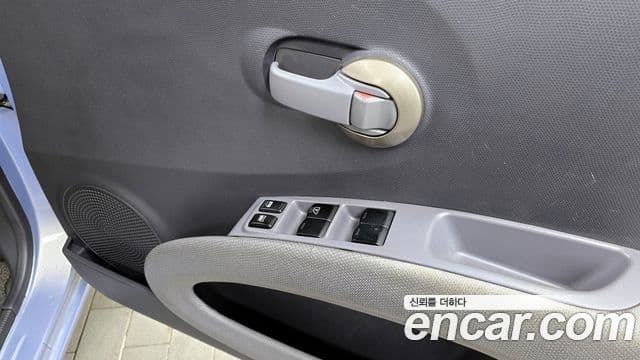 Nissan 마치 K12, 2002 16