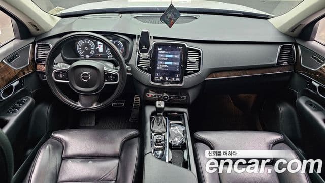 Volvo XC90 2세대 D5 Momentum, 2017 7