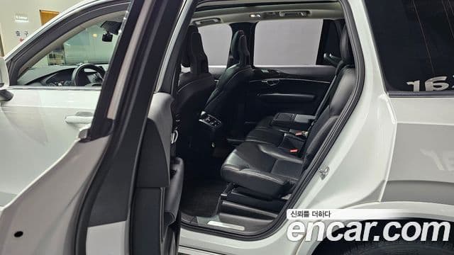 Volvo XC90 2세대 D5 Momentum, 2017 12