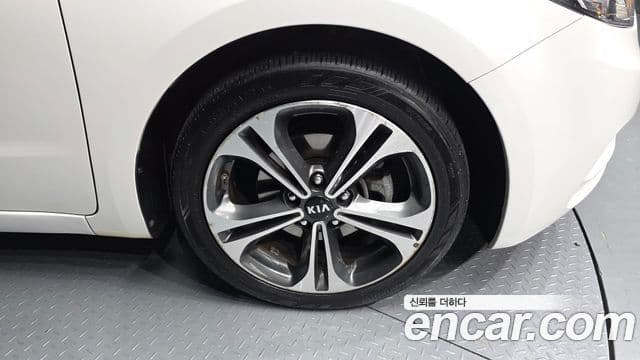 Kia K3 Trendy, 2013 все фото