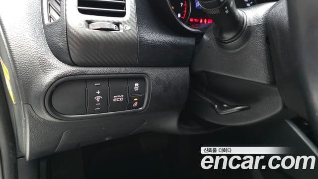 Kia K3 Trendy, 2013 16