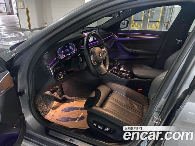 BMW 5시리즈 (G30) 520i M Sport, 2023 10