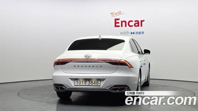 Hyundai The / новый New Grandeur IG гибрид Calligraphy, 2022 4