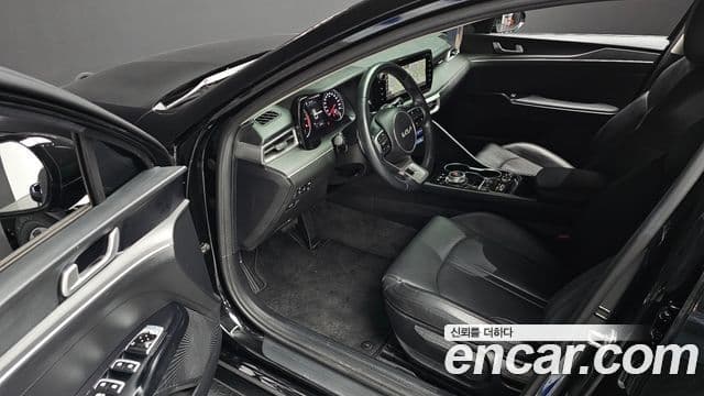 Kia K5 3세대 Trendy, 2023 11