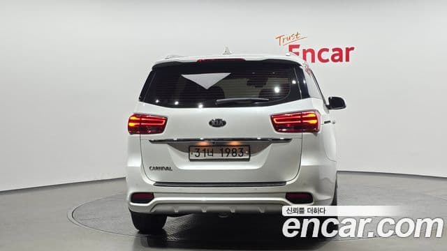 Kia The / новый New Carnival Special, 2019 4