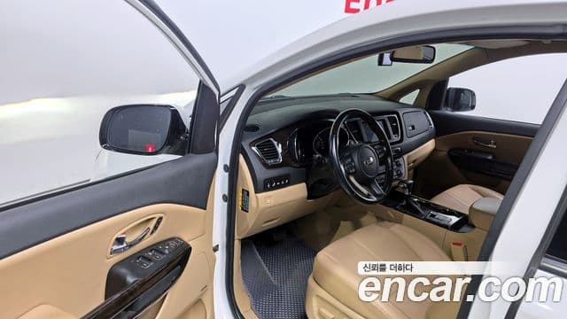 Kia The / новый New Carnival Special, 2019 10