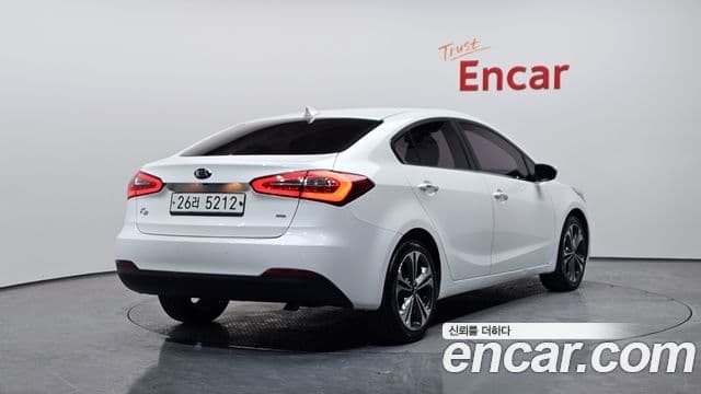 Kia K3 Trendy, 2013 2