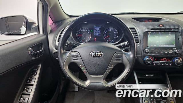 Kia K3 Trendy, 2013 13