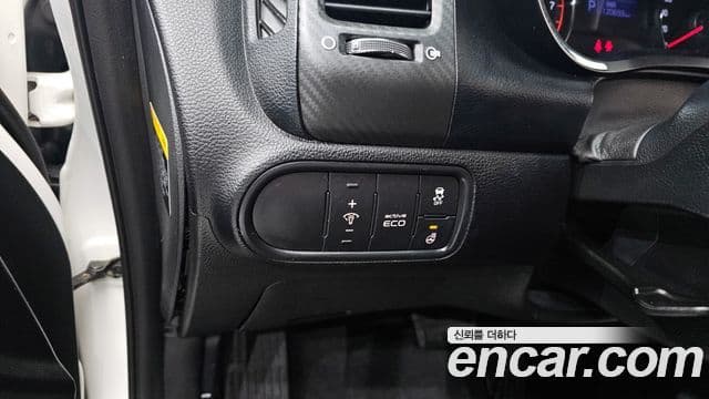 Kia K3 Trendy, 2013 14