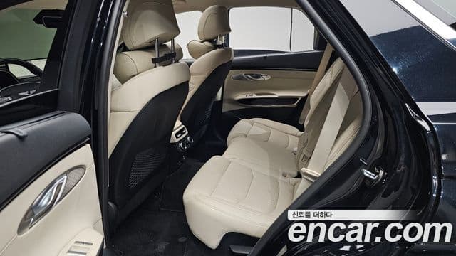 Genesis GV70, 2021 12