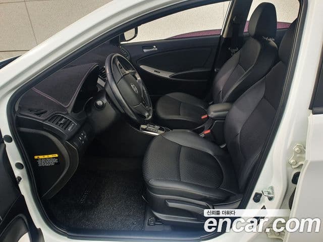 Hyundai Accent(новый кузов / новое поколение) Premium, 2016 8