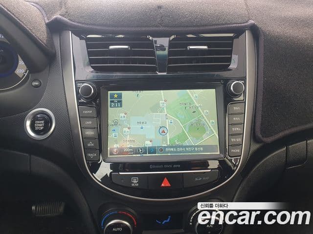 Hyundai Accent(новый кузов / новое поколение) Premium, 2016 16