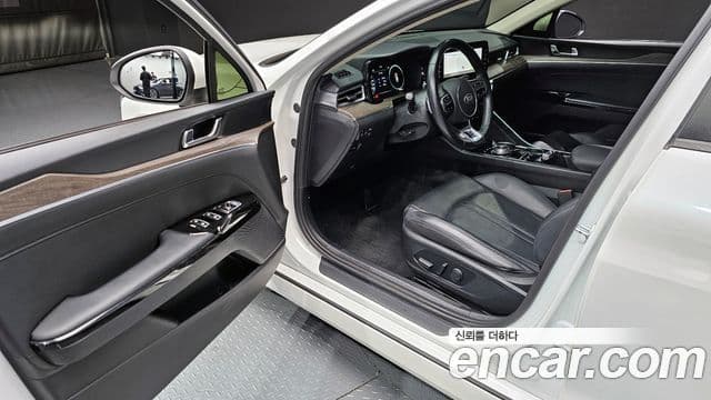 Kia K5 3세대 Noblesse, 2021 11