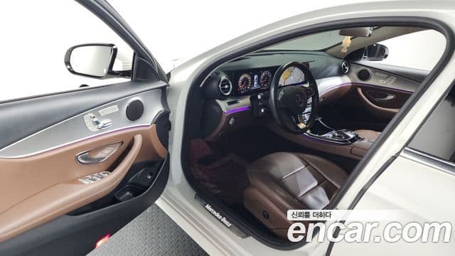 Mercedes-Benz E-класс W213 AMG Line, 2017 10