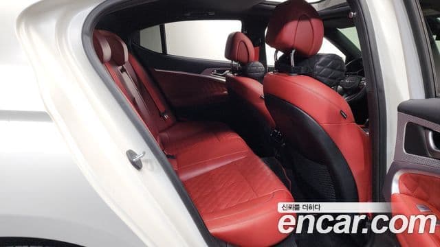 Genesis The / новый New G70, 2021 12