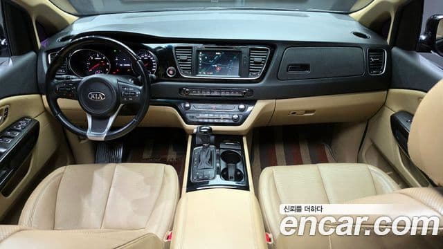 Kia All New Carnival President, 2016 7