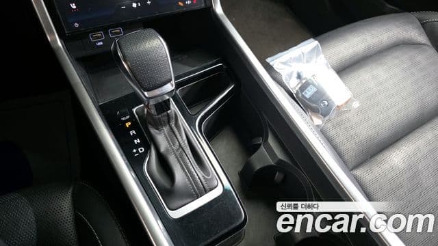 KG모빌리티(SsangYong) Torres T7, 2023 9