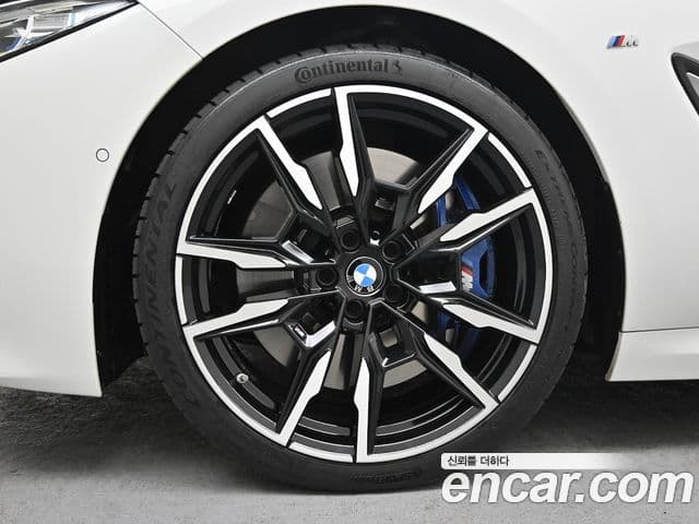 BMW 8시리즈 (G15) M850i xDrive купе, 2023 все фото